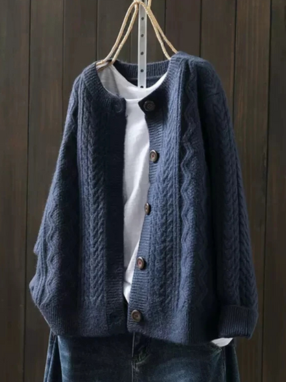 Chantal | Warm Cable-Knit Cardigan with Button Front