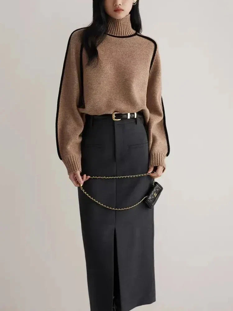 Teagan | Ribbed Turtleneck Sweater with Contrast Seams