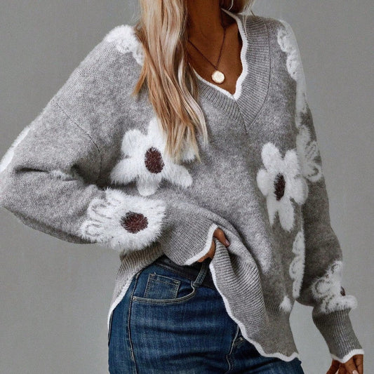 Caroline | Daisy Print Knit Sweater with V-Neckline